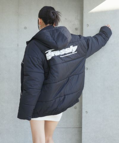 ENVYM アンビー　レディース　ブルゾン　刺繍入り　アウター　黒　ブラック ENVYM（アンビー）の「バックロゴボアブルゾン（ブルゾン）」 - WEAR